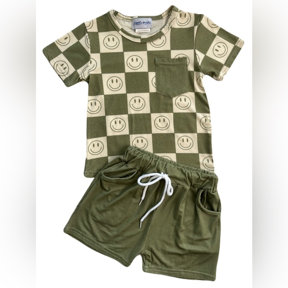 Little Eye Bamboo Smiles & Tiles Pocket T-Shirt & Drawstring Shorts Set - Picture 5 of 5